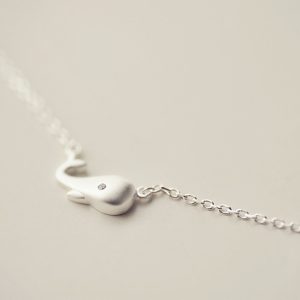 The whale new women choker necklace in platinum plated